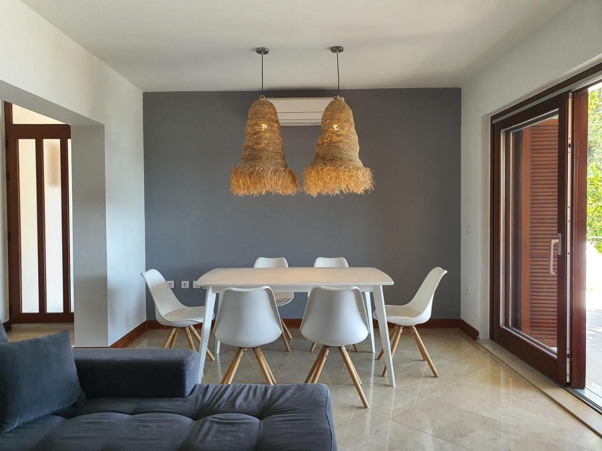 Apartments Villa Oliva Turanj Exterior photo
